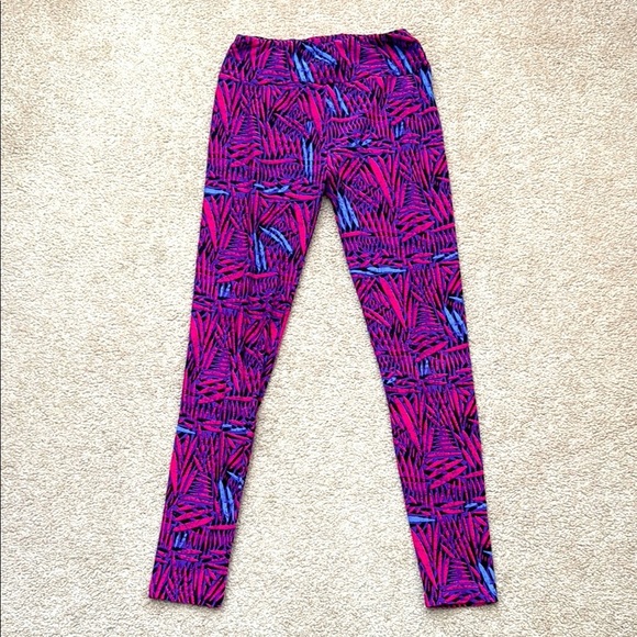 LuLaRoe Pink Purple and Blue Tropical Leaf One Size Leggings - OS - Picture 1 of 5